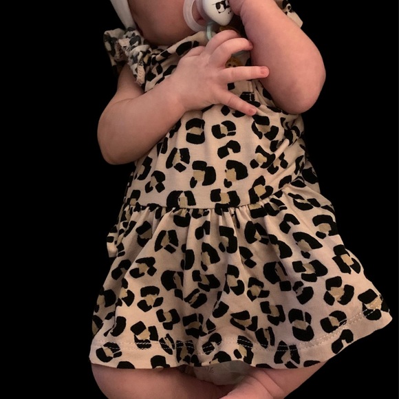 Posh peanut cheetah print twirlie Size- 0-3 months - Picture 3 of 4